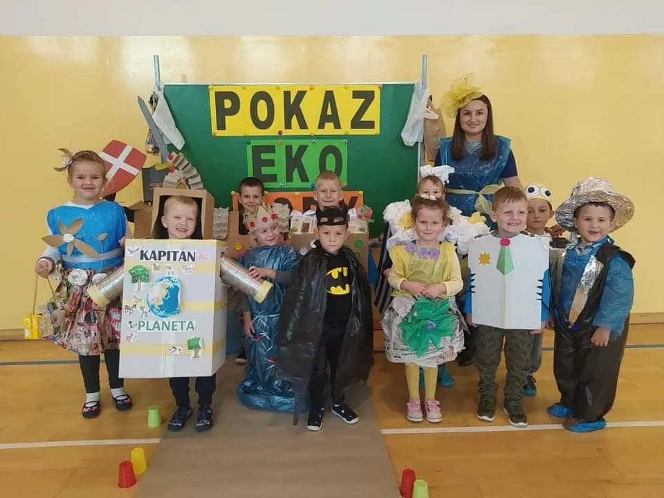 Jak zrobić strój ekologiczny dla dziewczynki - proste i kreatywne pomysły